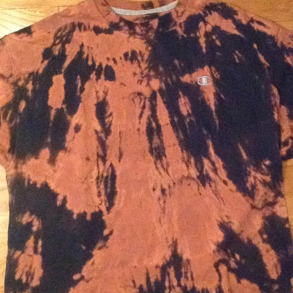 black and orange champion shirt